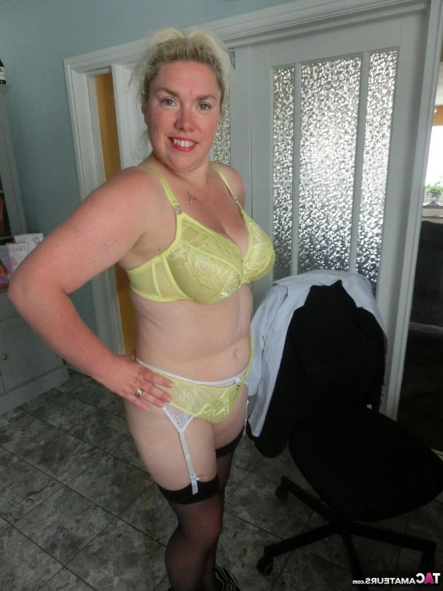 Barby (UK) se pavane