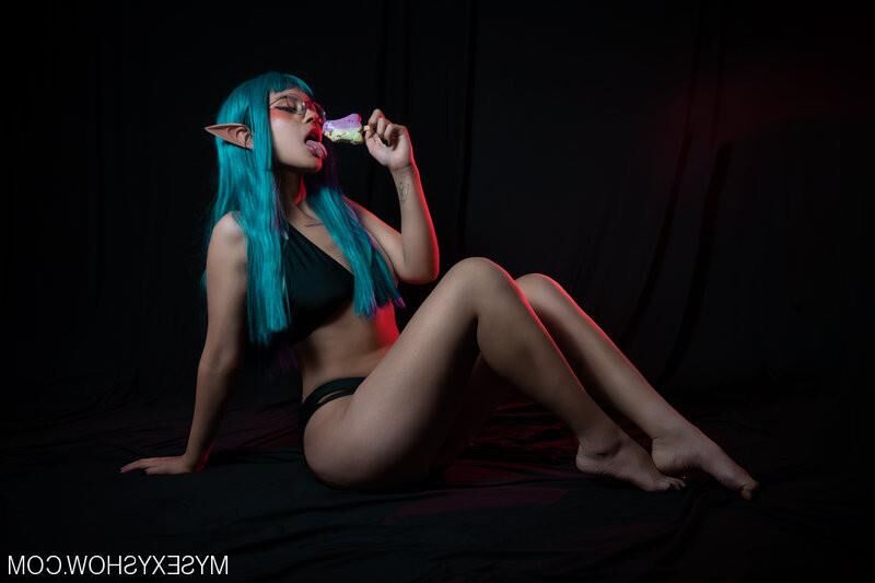 Abbydreams at MySexyShow.com