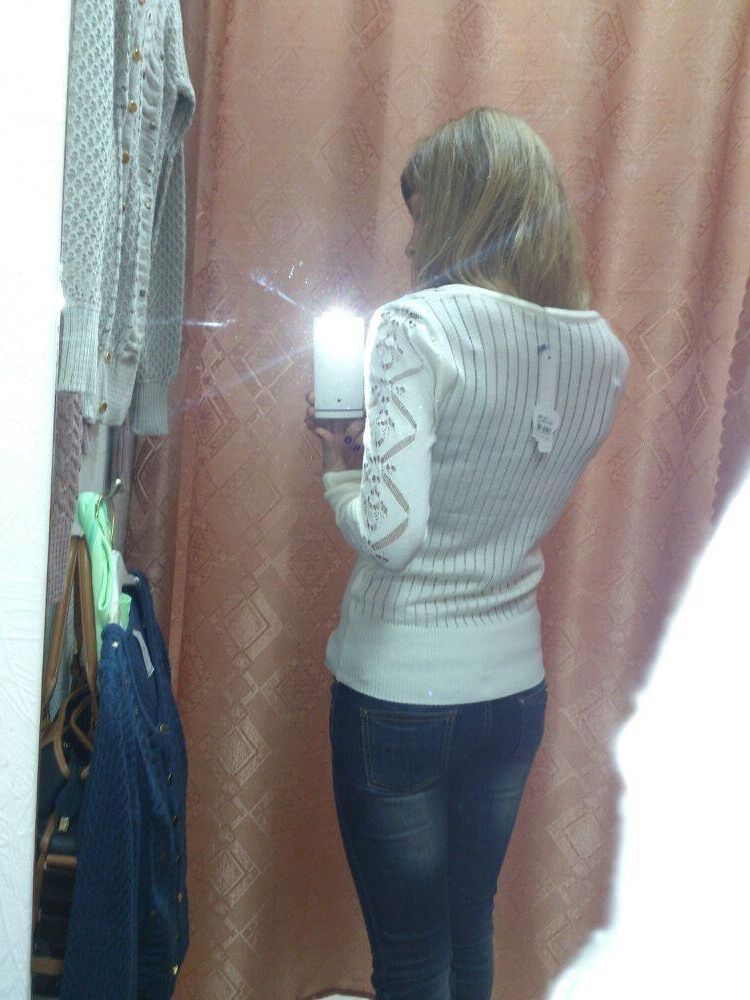 Cute slim Russian posing and selfie nudes