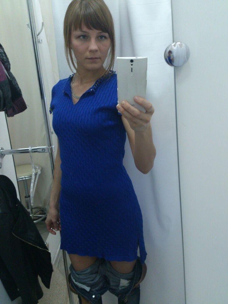 Cute slim Russian posing and selfie nudes