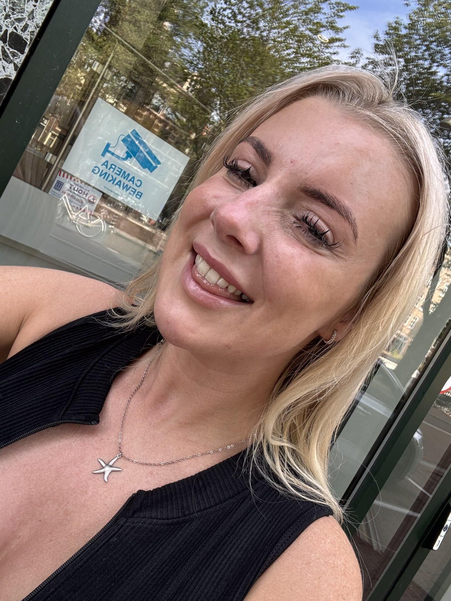 British Cum Queen 