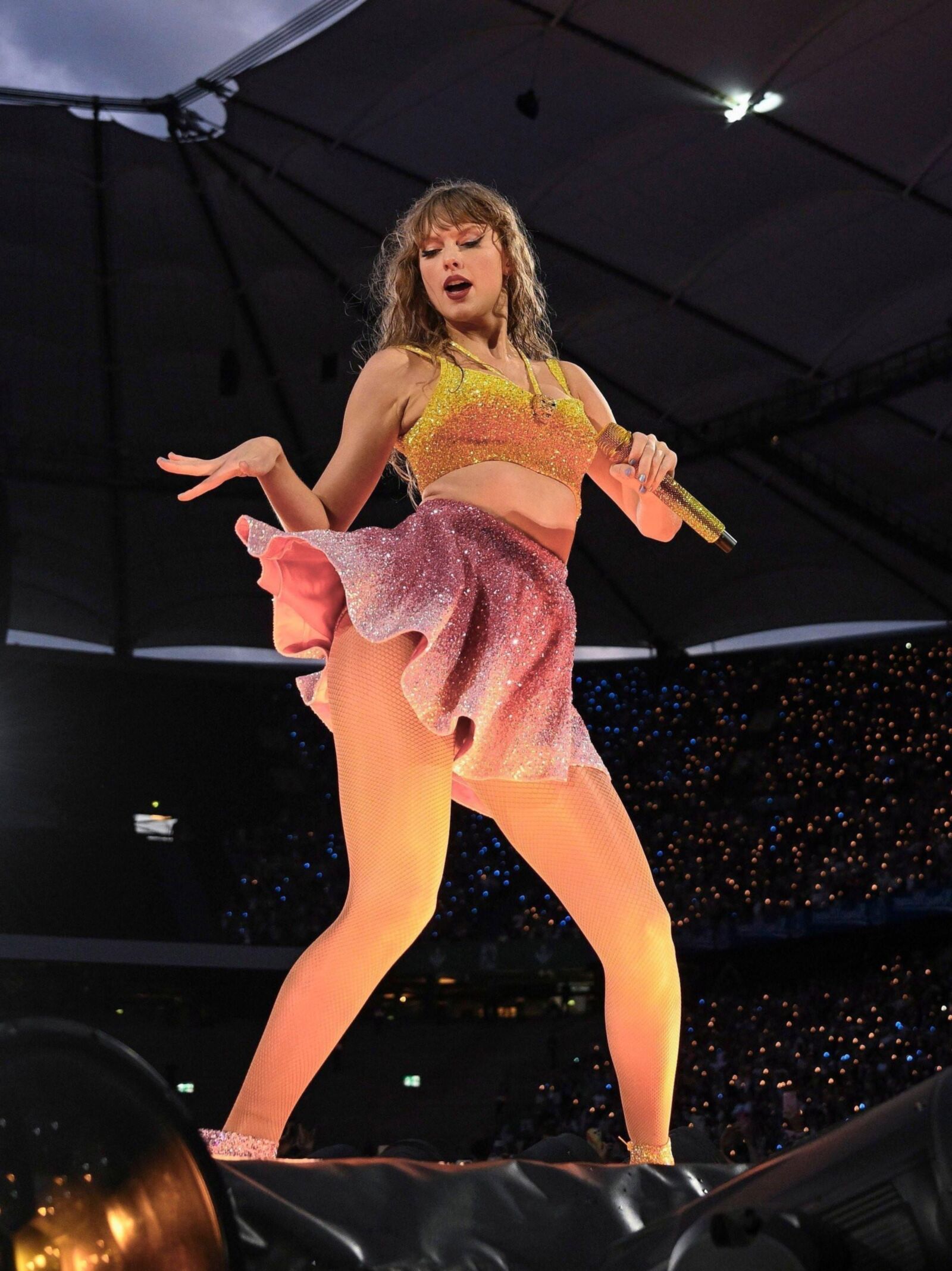 Taylor Swift wank bank 