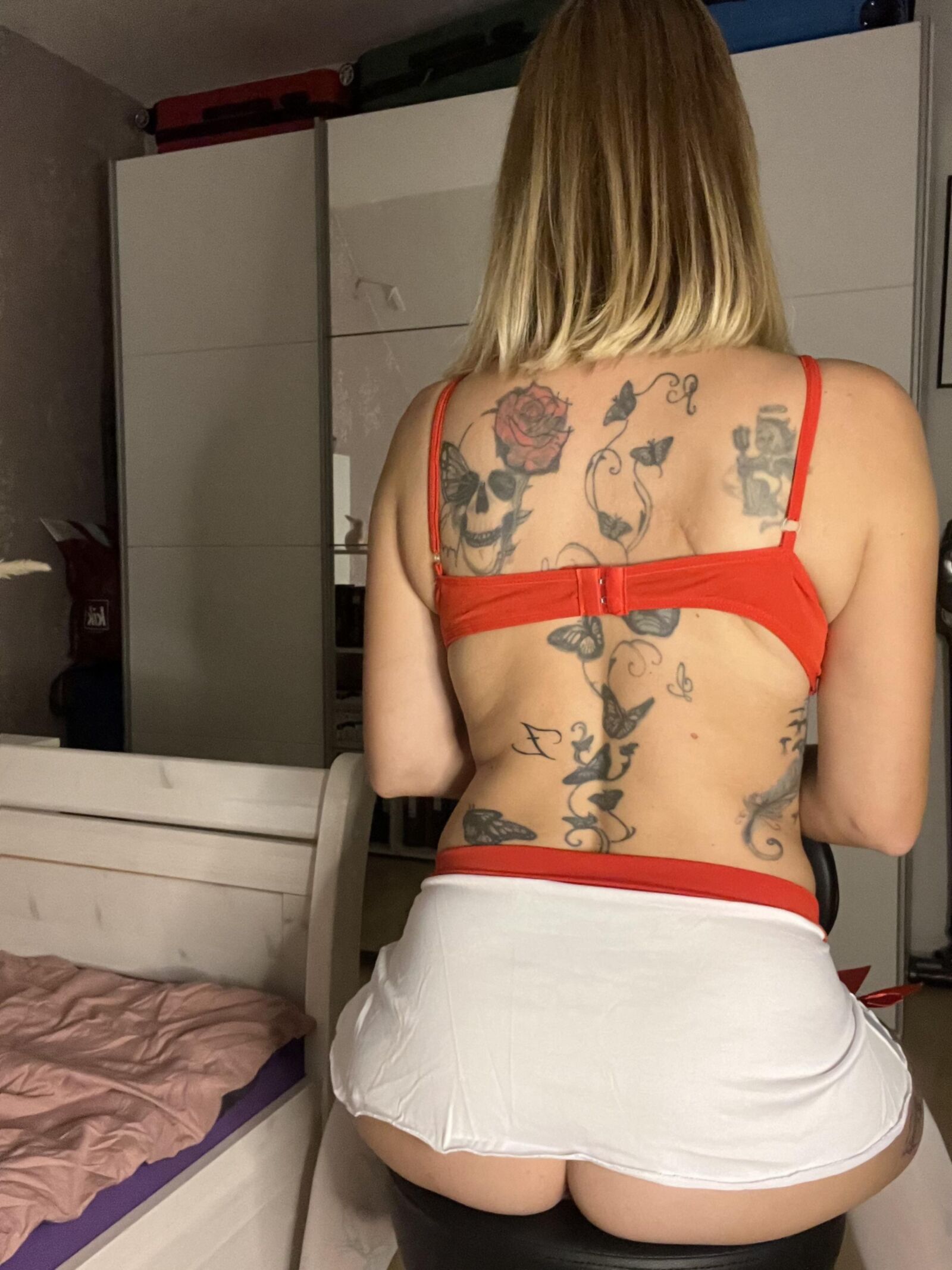 Schöne Tattoo Milf