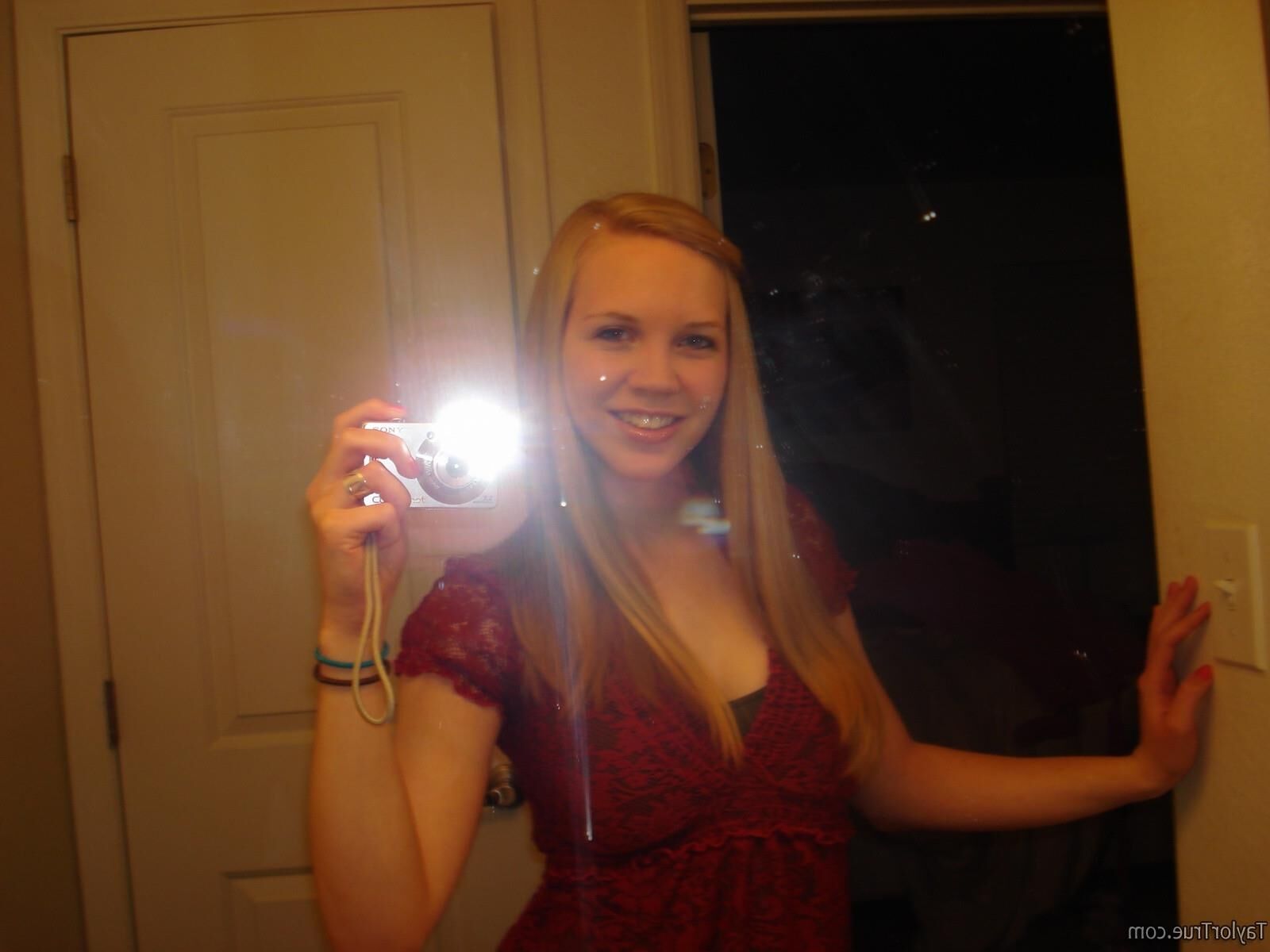 TaylorTrue TAYLOR Cute candids