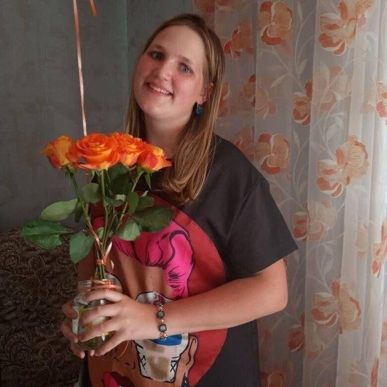 Young Russian Dasha's from Ishyn first steps in maturity