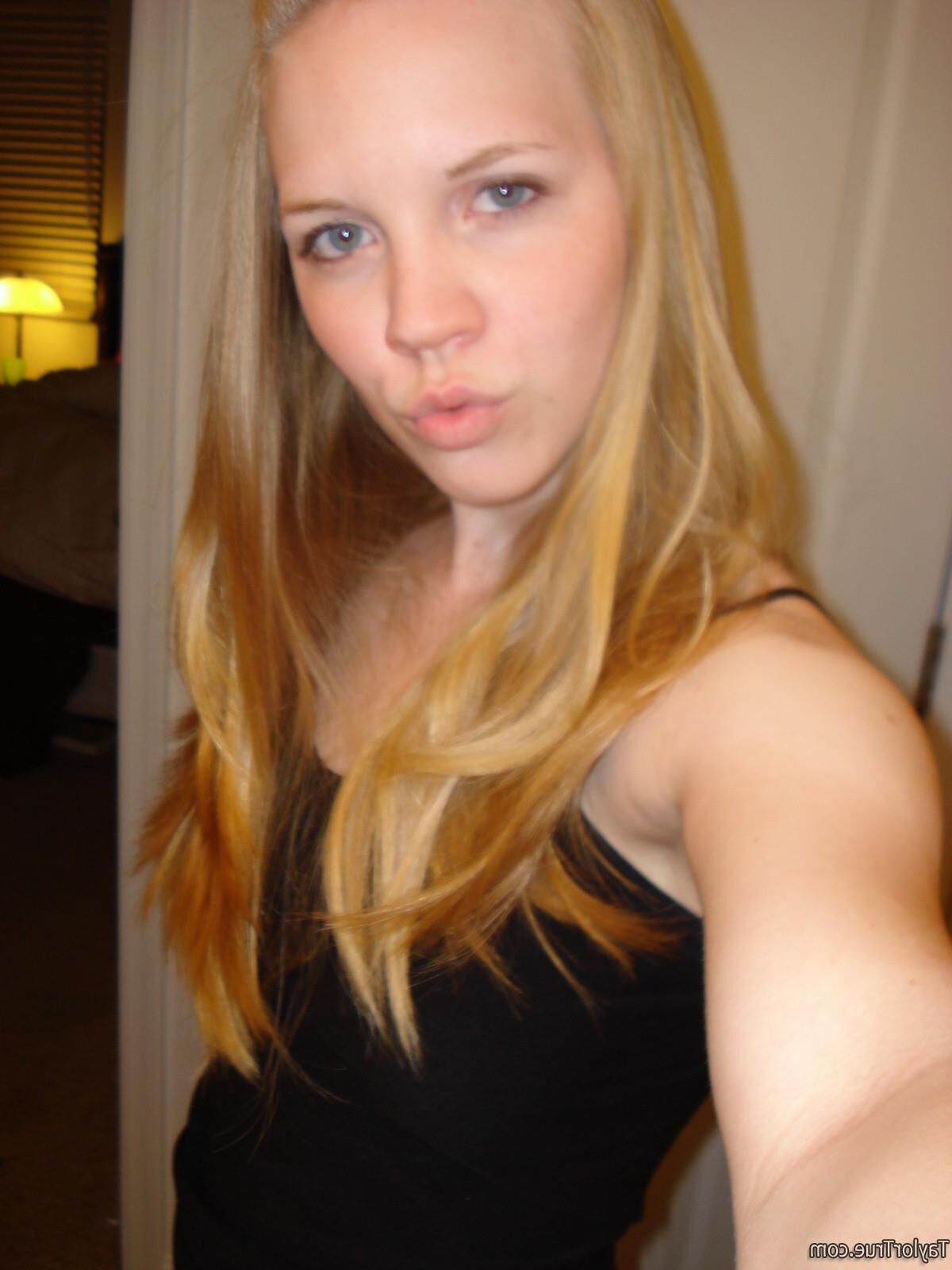 TaylorTrue TAYLOR Cute candids