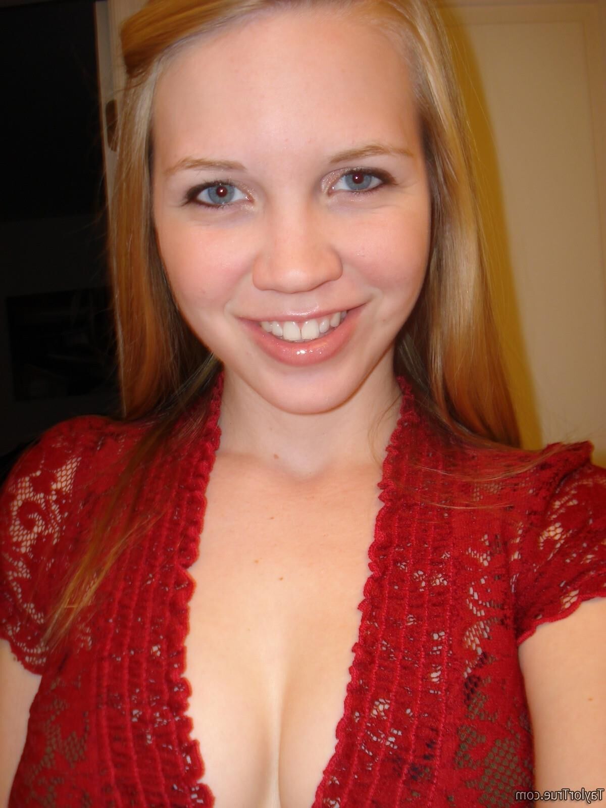 TaylorTrue TAYLOR Cute candids