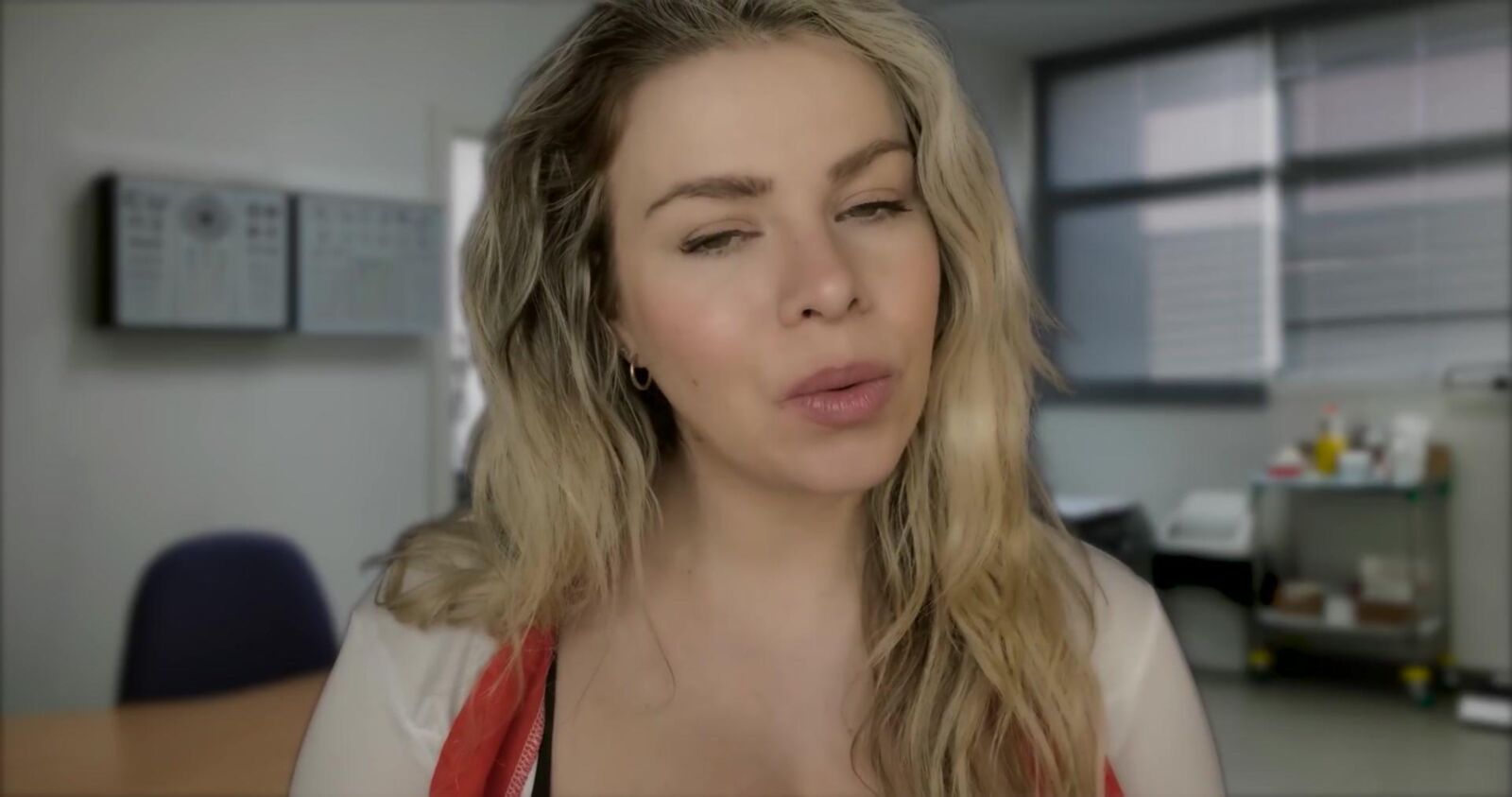 Шотландские бормоты ASMR Медсестра Полное медицинское обследование