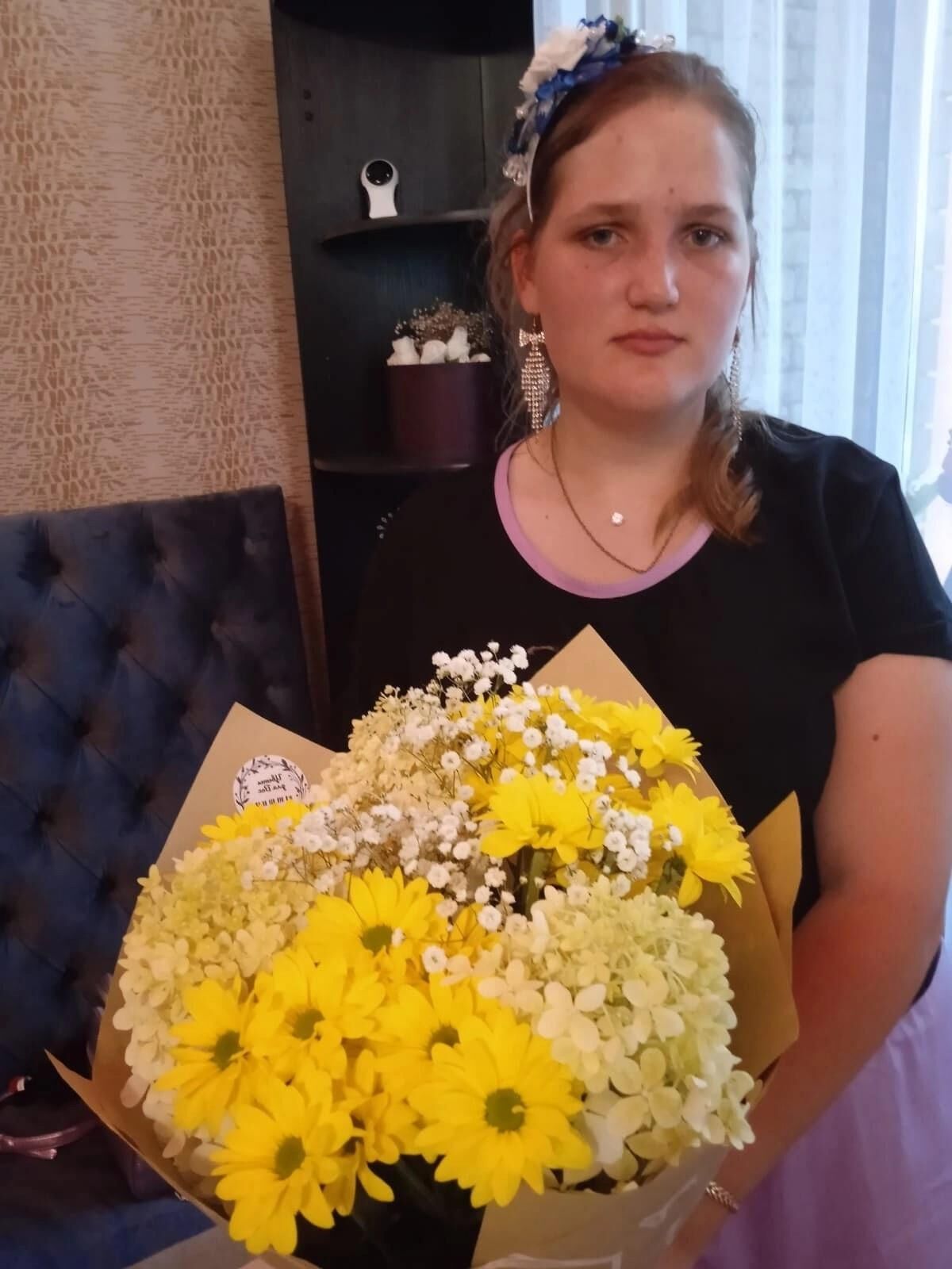 Young Russian Dasha's from Ishyn first steps in maturity