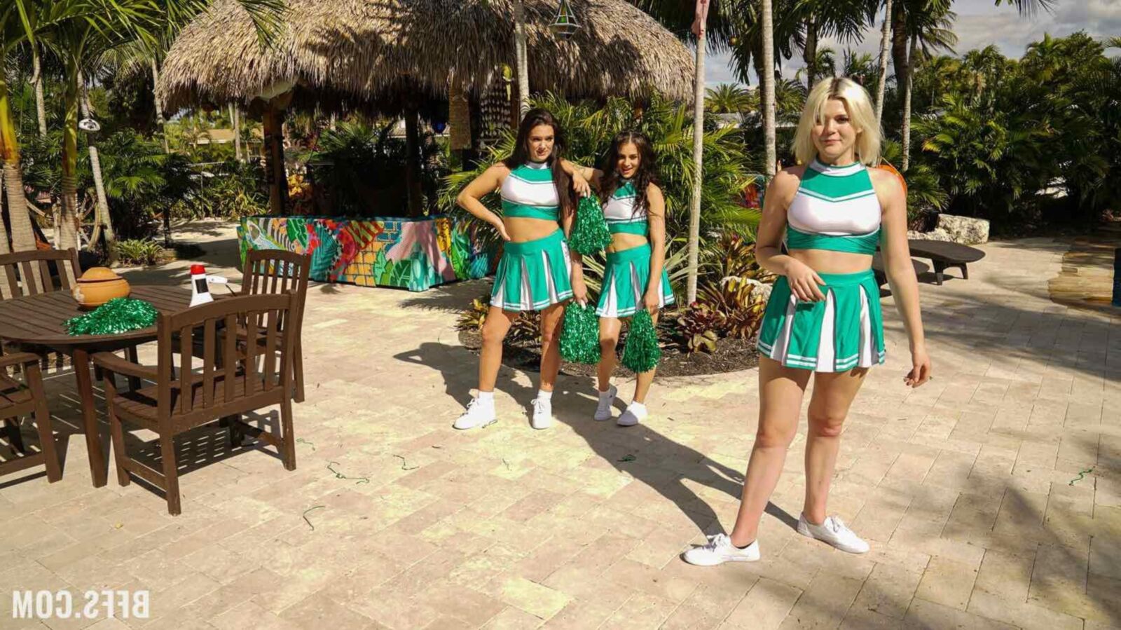 BFFS SOFIE REYEZ Cheerleaders have all the fun