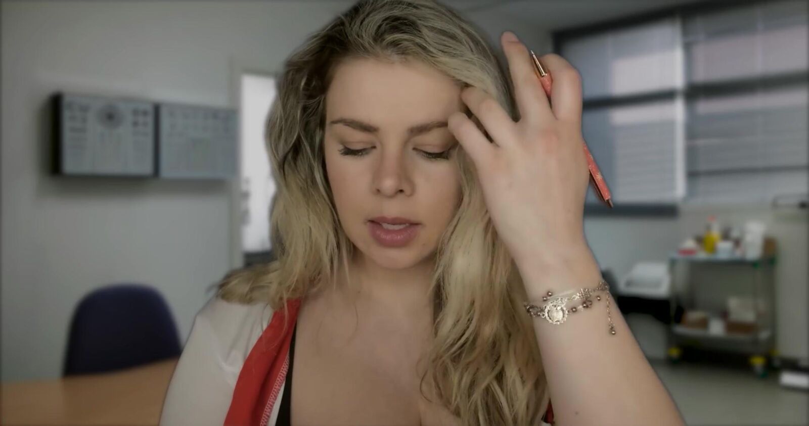 Шотландские бормоты ASMR Медсестра Полное медицинское обследование