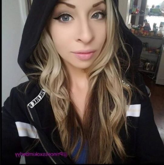 Princessxokimberly pieds