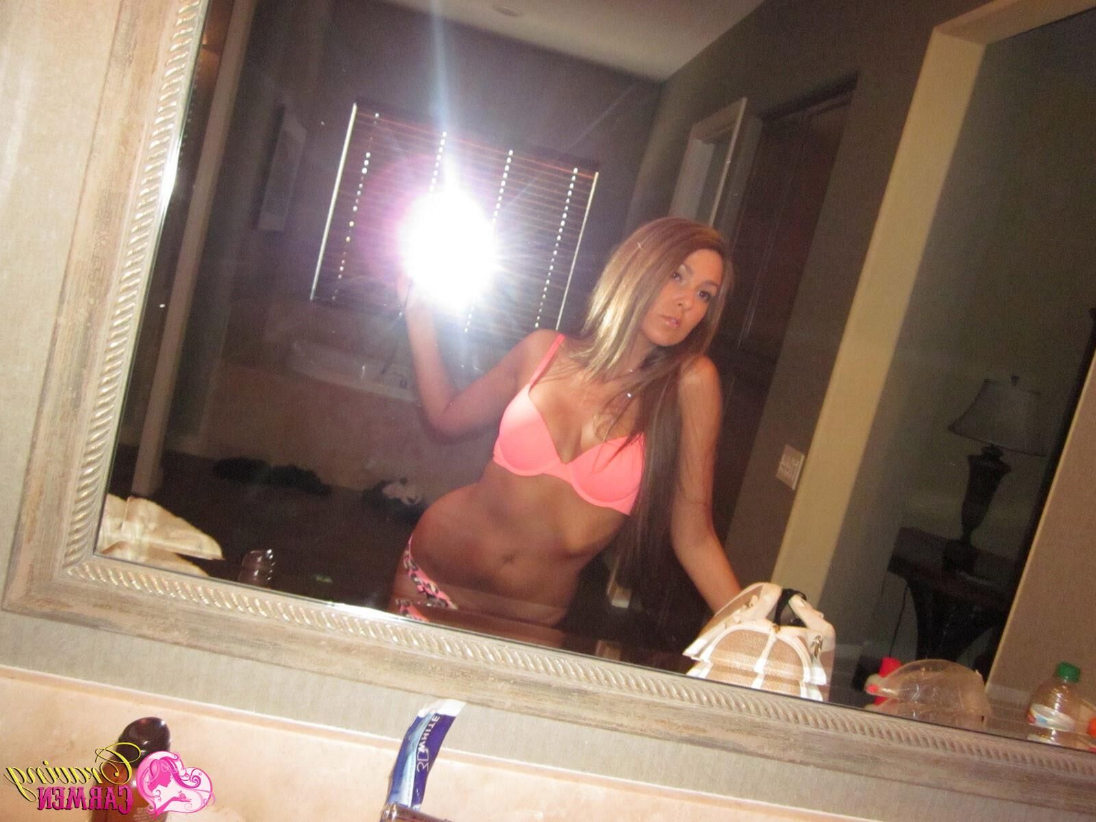 CravingCarmen Carmen Pink Leopard Candids