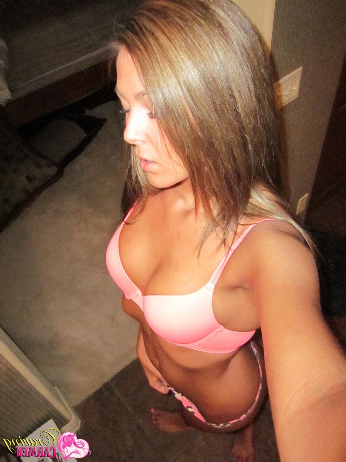 CravingCarmen Carmen Pink Leopard Candids
