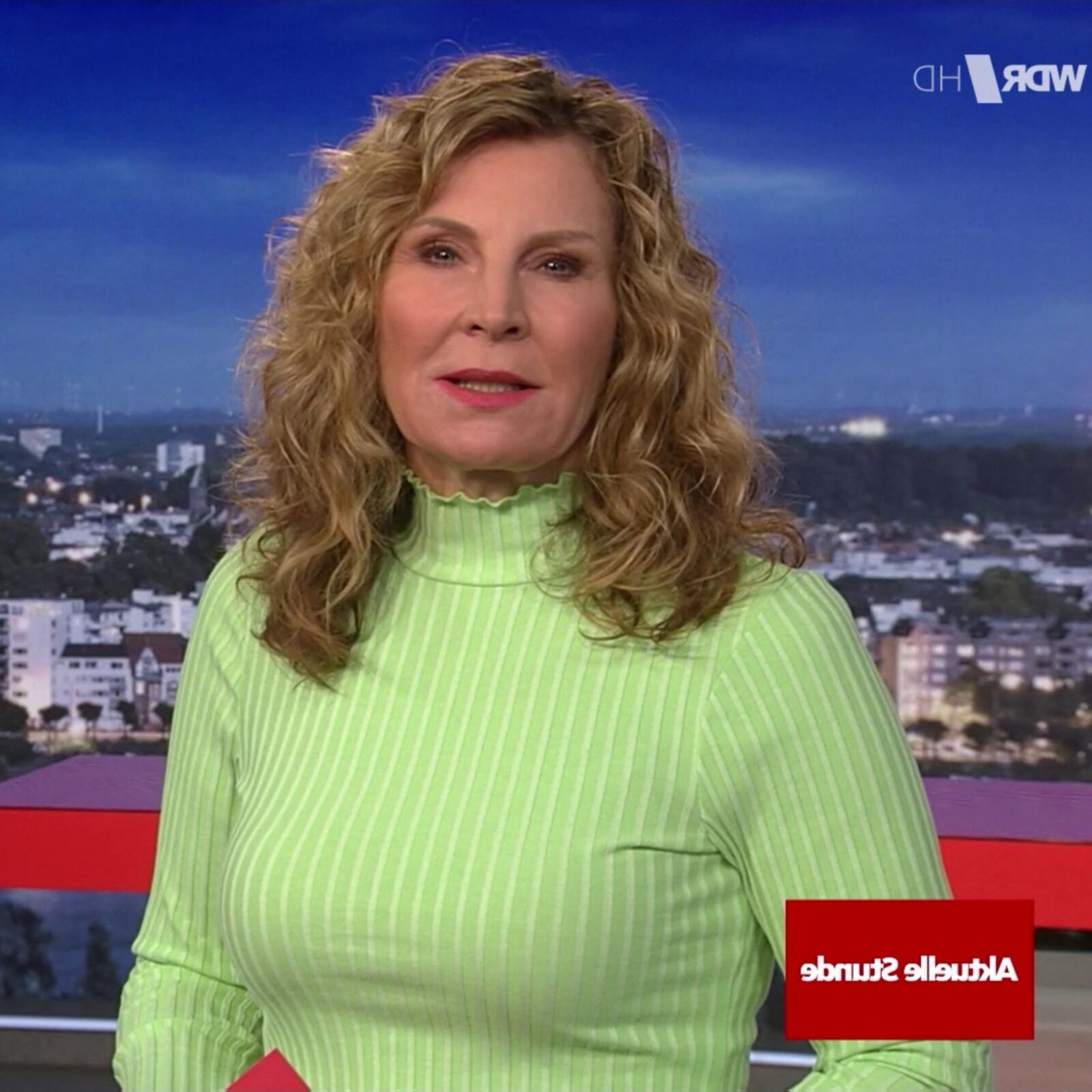 Susanne W. Geile Gez Edelhure em roupas sexy Zum Ficken!