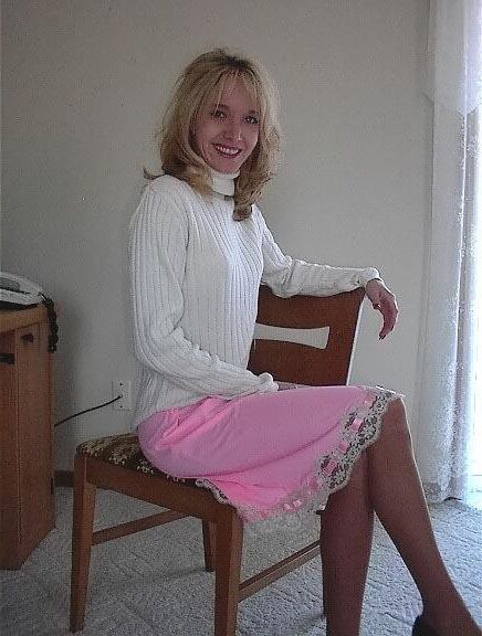 sg Turtle neck sweater, light pink half slip