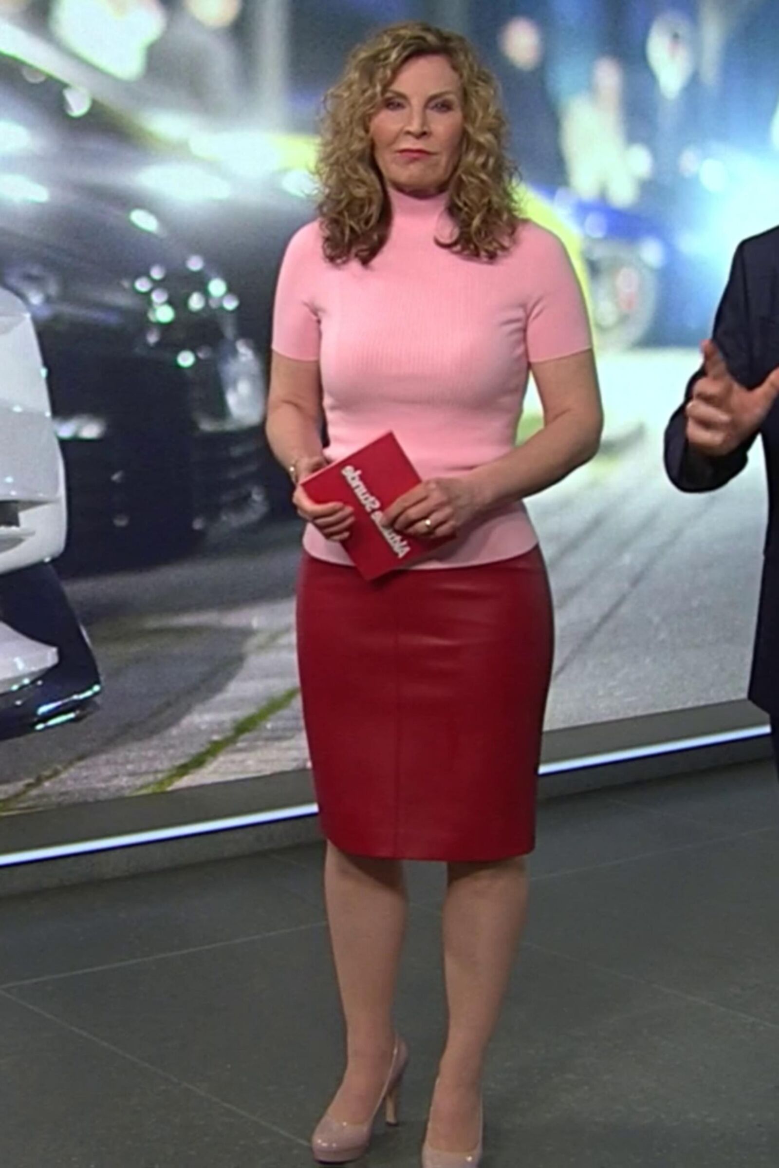 Susanne W. Geile Gez Edelhure em roupas sexy Zum Ficken!