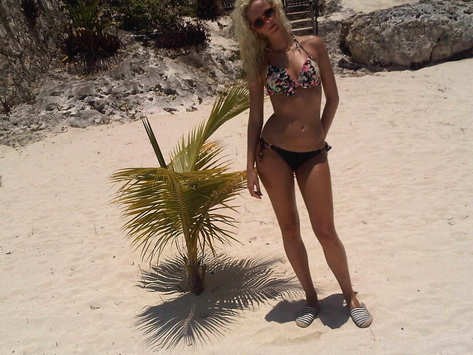 Chloe b manc whore