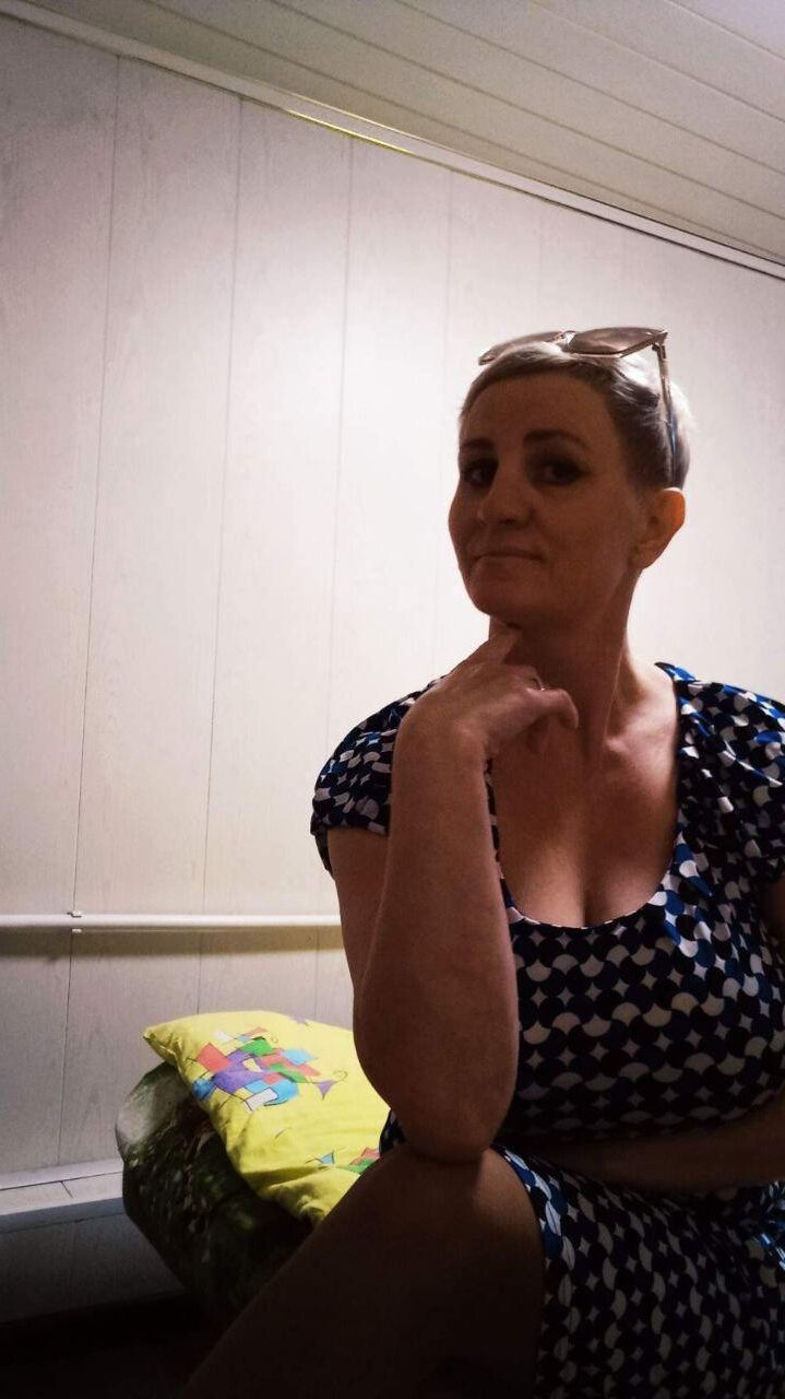 Busty Mature Valentina de Omsk en Russie