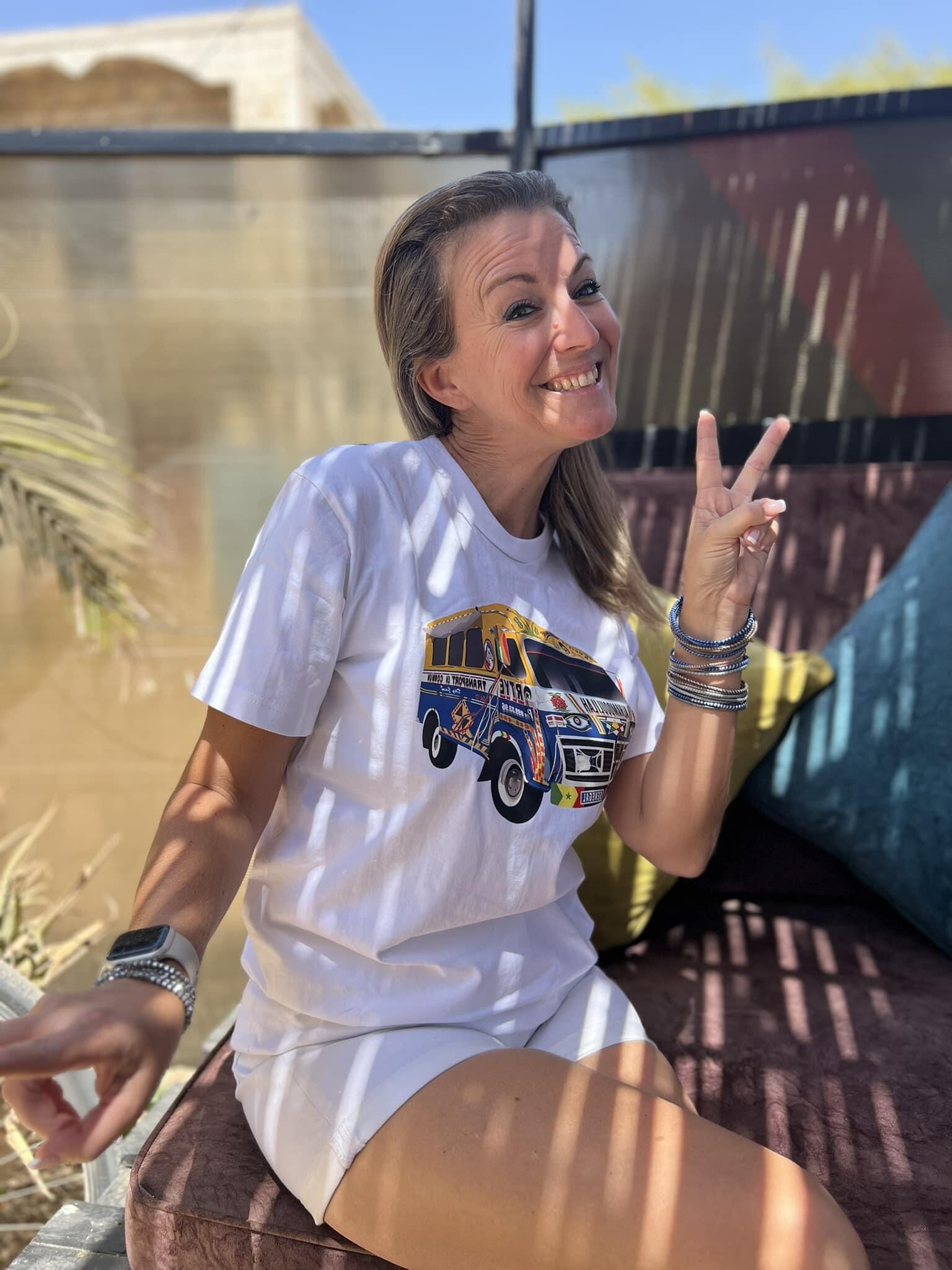 Ludivine francês milf grandes mamas grossas loches bandantes