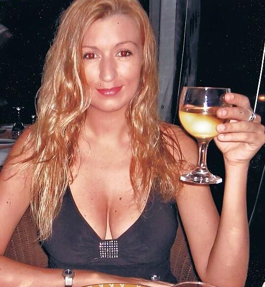 Fodendo French Milf Big Mamas Caroline et Ses Gros Nichons