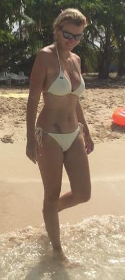 Ludivine francês milf grandes mamas grossas loches bandantes
