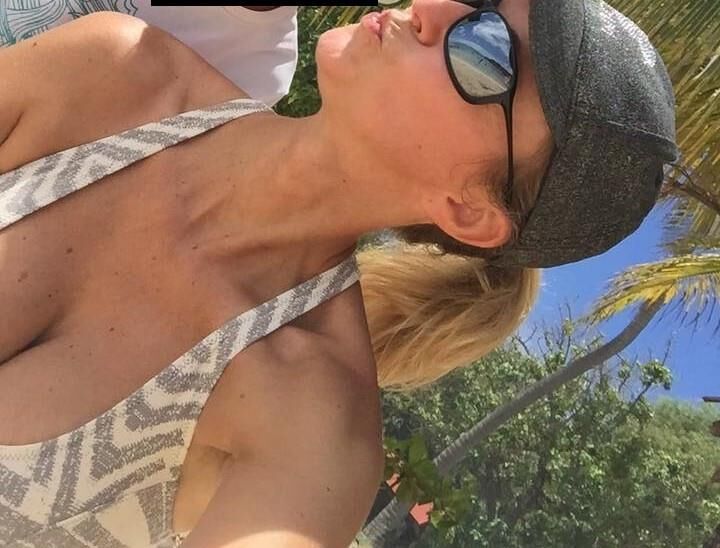 Ludivine francês milf grandes mamas grossas loches bandantes