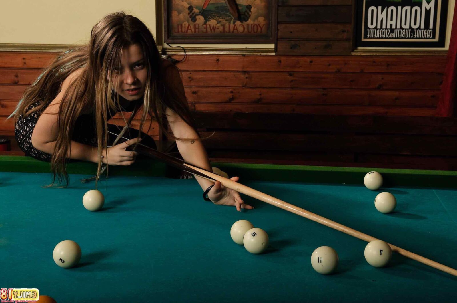 Emily Emily Mind minhas bolas
