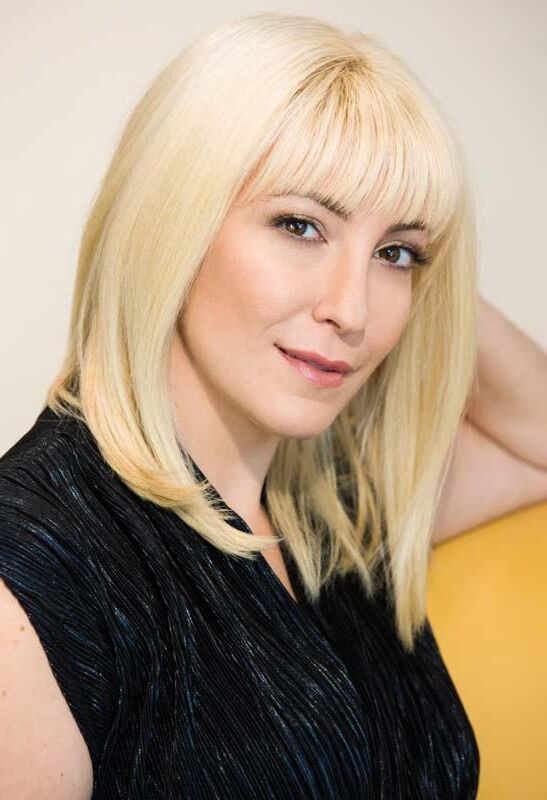 Kriss O Sexy MILF Model Actrice chanteuse