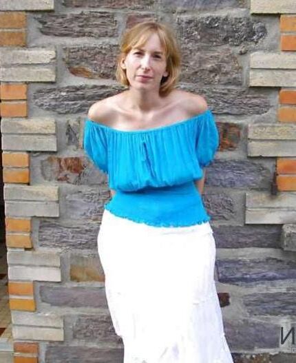 Large touche blonde touche