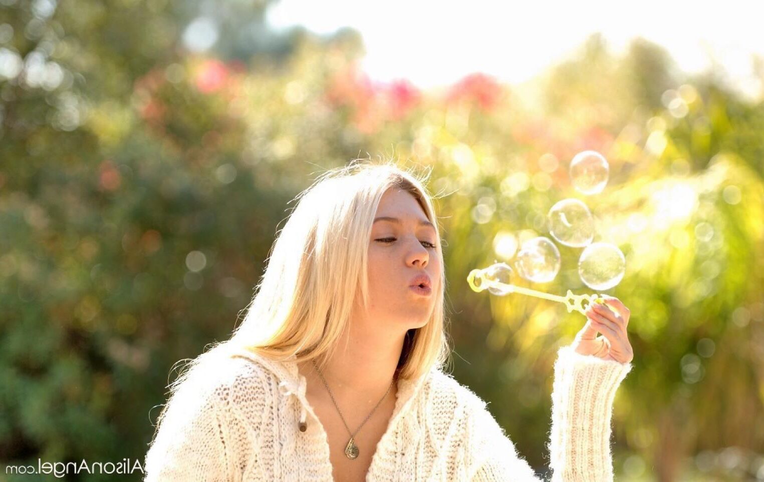 Alisonangel Alison Sweet Bubbles par une journée froide
