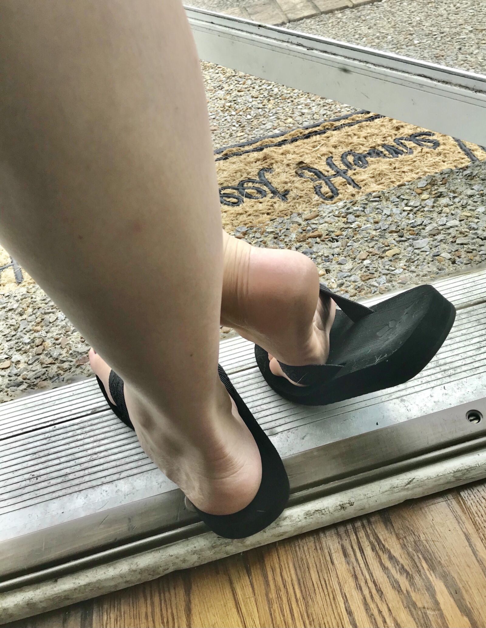 Jennie sexy milf feet