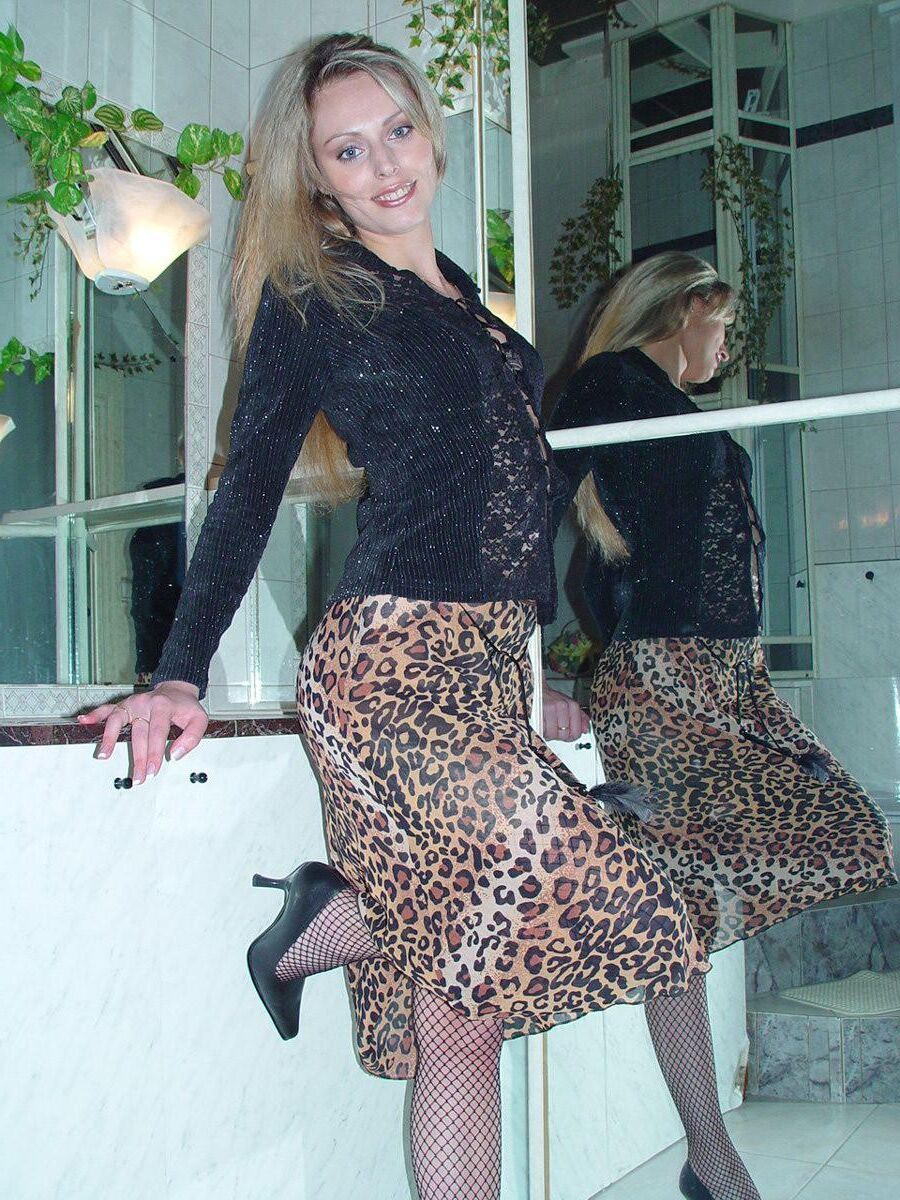 Blond sexy sur mirrow