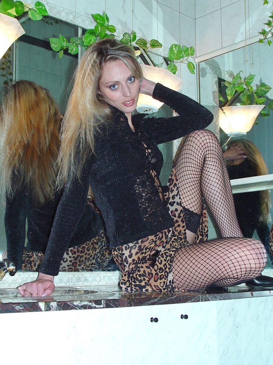 Blond sexy sur mirrow