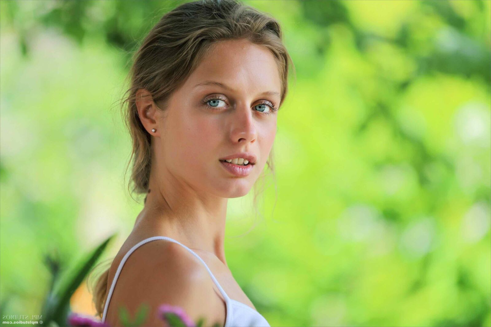 MplStudios Clarice Crésigne