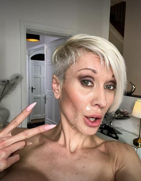 Hot MILF Pornstar Tanya Virago Photos